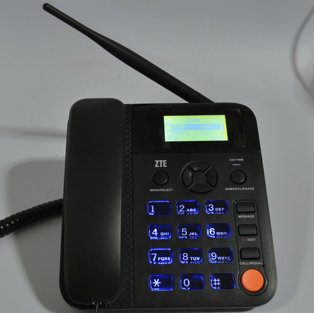 ZTE WP659 GSM SIM CARD PHONE WITH BUILD IN FM RADIO
